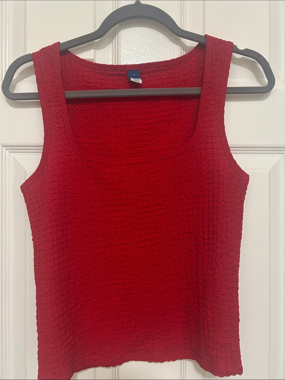 Old Navy Red Textured Scoop Neck Tank